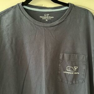 XL Vineyard Vines T-Shirt